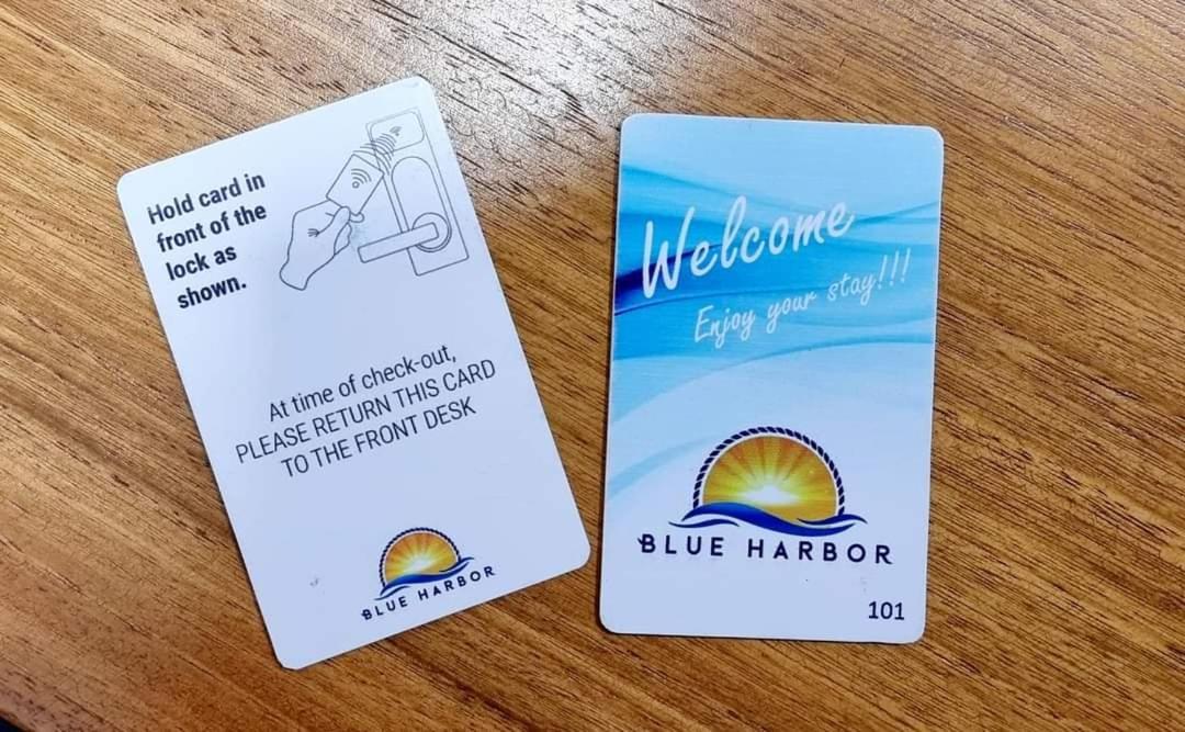 Blue Harbor Hotel Calapan Luaran gambar